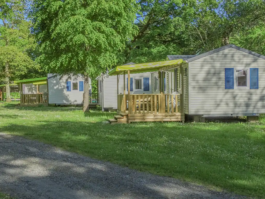 2-BEDROOM BRONZE MOBILE HOME