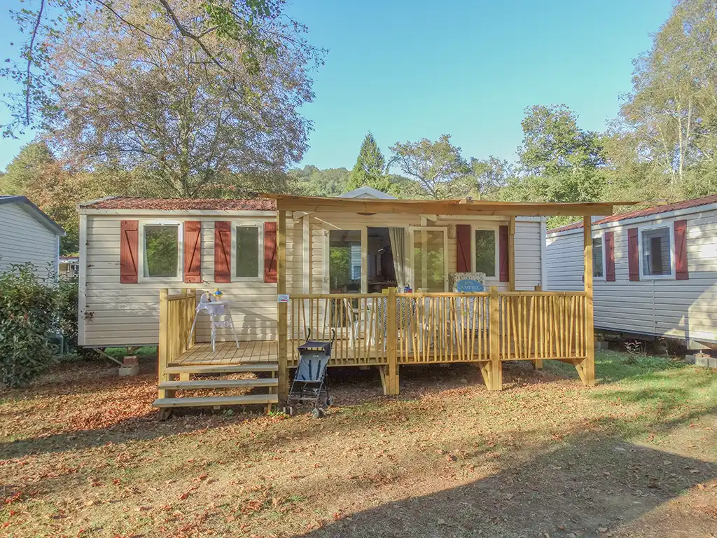 3-BEDROOMS SILVER MOBILE HOME (CORDELIA)