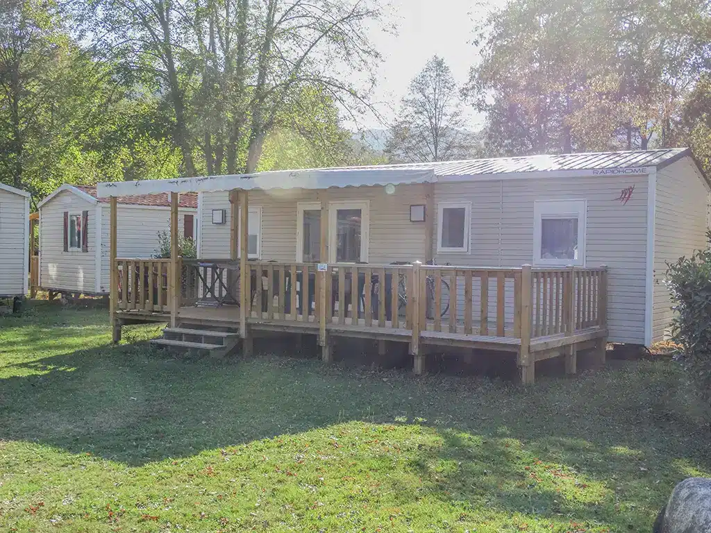 3-BEDROOM GOLD MOBILE HOME (LODGE)