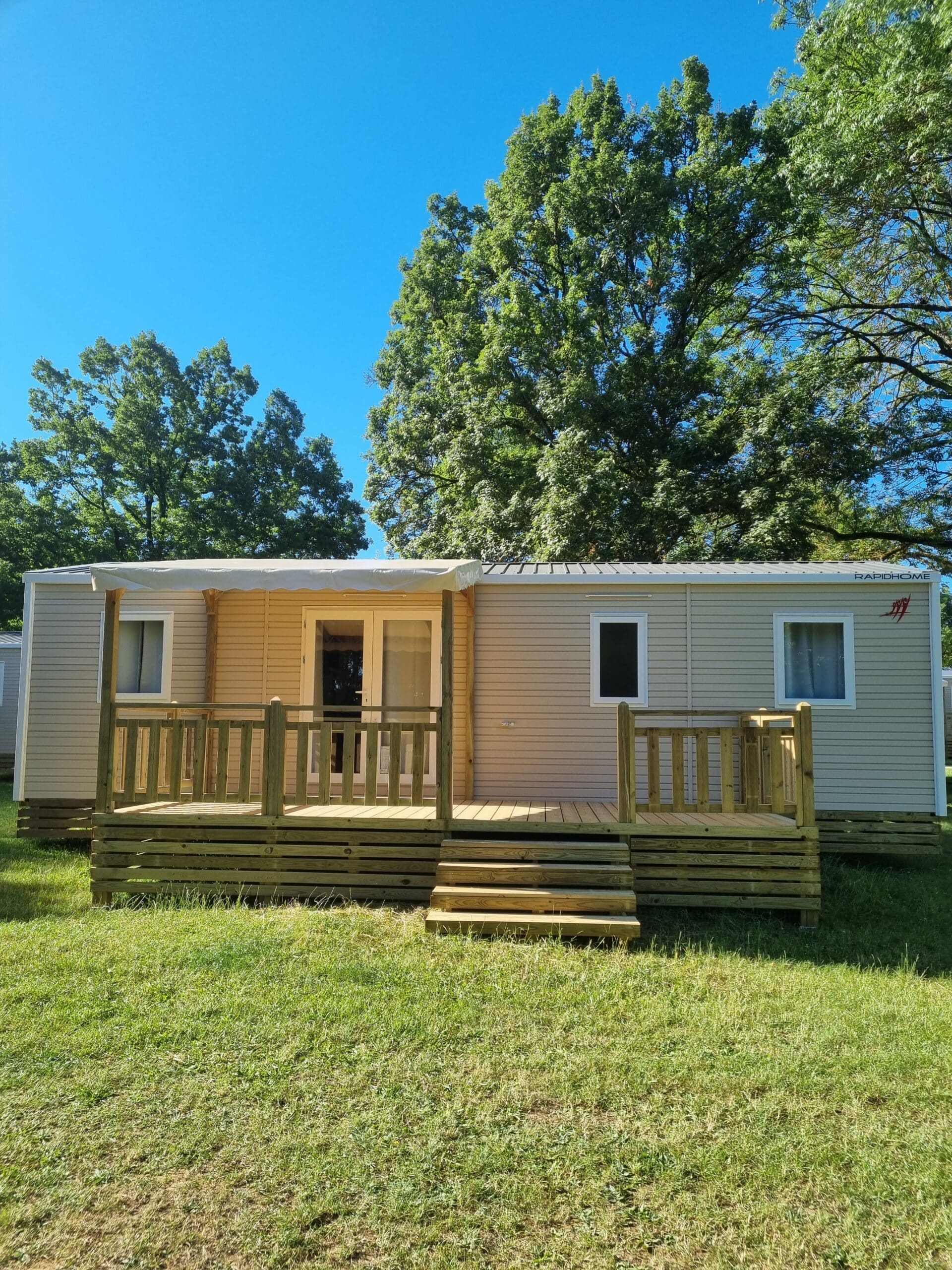 4-BEDROOM GOLD MOBILE HOME (XXL)